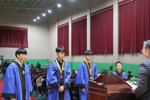 시상대에 오른 선수들, 왼쪽부터 박건태·이민규·김태산·이상현 선수.