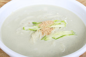 고소하고 담백한, 건강하면서도 맛있는 ‘콩국수’.