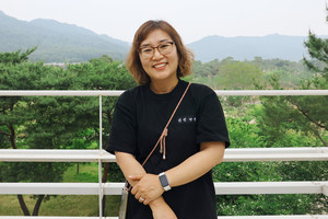 지난 2일 만난 김미선 예산홍성환경운동연합 사무국장이 환하게 웃고 있다.