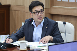 산업건설위원회 이정윤 의원.