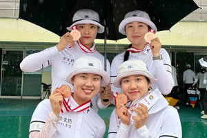왼쪽 상단부터 시계방향으로 김세연(28)·한솔(21)·박재희(27)·이은아(29) 선수.