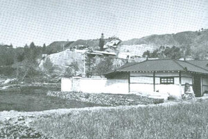 멸실 이전 건물 일부가 남아 있었던 덕명학교 모습(1980년대).