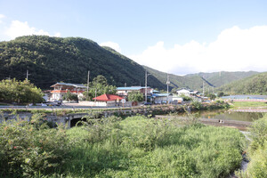 &nbsp;영동군 용화면 여의리마을.