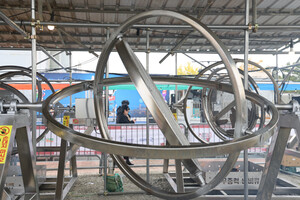 무중력 바비큐 그릴.