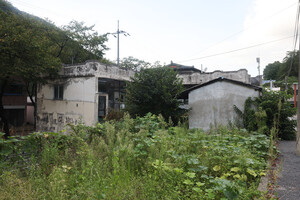 제천 한수면 송계리 빈집.