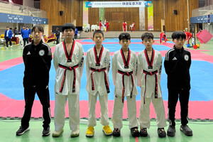 예산중학교 체육관에서, 광천초 태권도부 학생선수들.