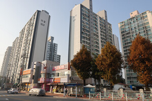 충남제사 동맹파업지, 현 주교리 석탑·유원 아파트.