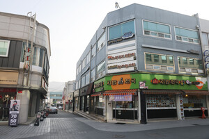 신간회예산지부 창립지, 옛 예산교회 터, 현 김밥천국 건물.