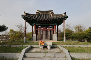 홍동 3.1운동기념비각.