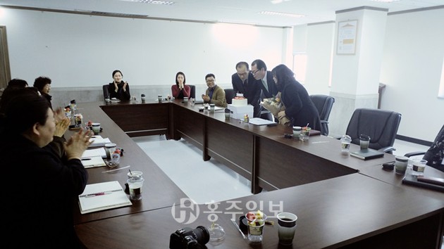 충청남도인재육성재단(이사장 안희정)은 지난 3일, 류순구 신임 상임이사가 취임했다고 밝혔다. 류순구 상임이사는 지난 2014년부터 2년 여간 홍성군 부군수로 재직한 바 있다.