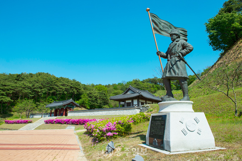 갈산면 행산리의 백야 김좌진 장군의 생가 터(2)