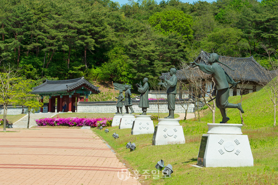 갈산면 행산리의 백야 김좌진 장군의 생가 터(3)