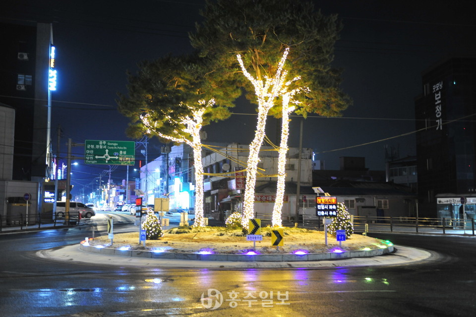 역전 회전교차로 가로수 야간경관조명.