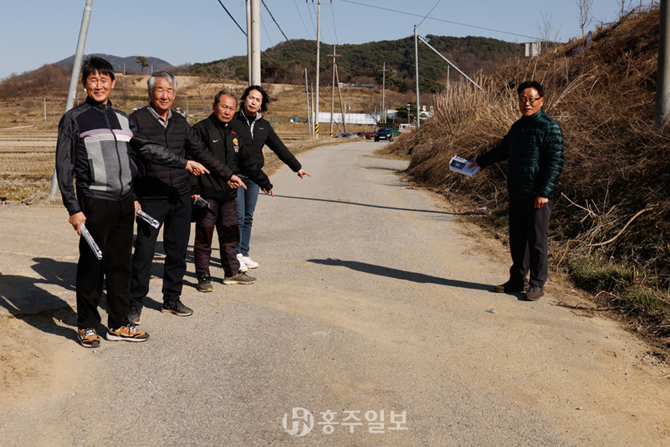 갈산면 동산리 동산마을 이용영 이장 사진